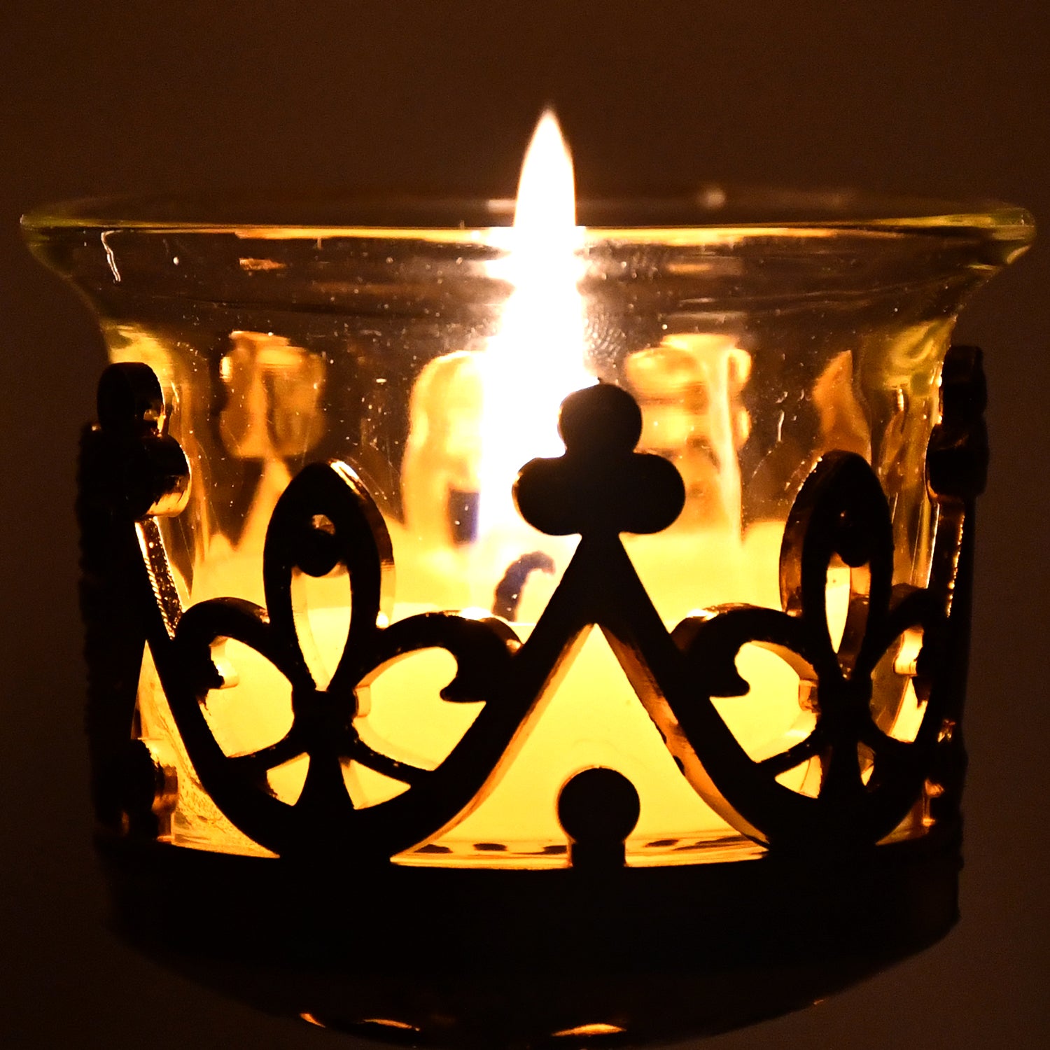Flower Diwali Candle Holder With Plastic Stand (1 Set) Flower Diwali Candle Holder With Plastic Stand (1 Set)